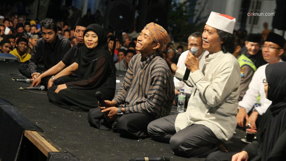 Ngaji Bareng Cak Nun - Pagu - 03 Ngaji Bareng Cak Nun - Pagu - 03
