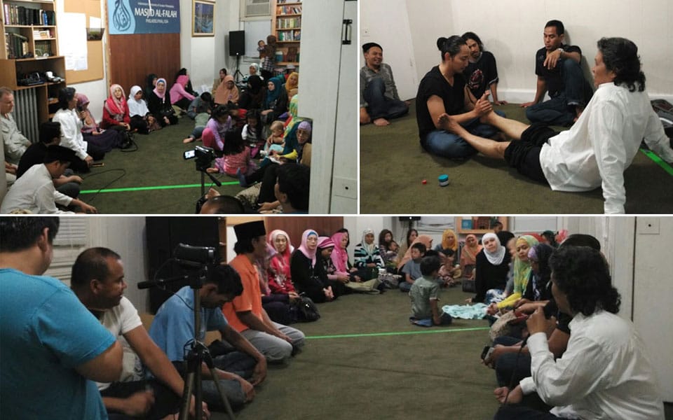 Cak Nun dan Mbak Novia Kolopaking berpamitan dengan pengurus Al Falah.