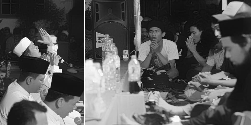 Suasana khusyuk saat pembacaan doa Wabal. Suasana khusyuk saat pembacaan doa Wabal.