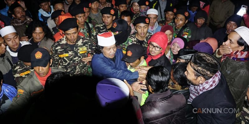 Pengawalan ekstra dari teman-teman Banser.