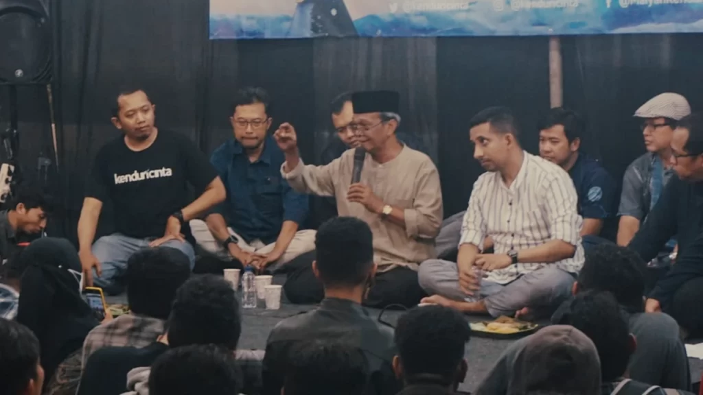 Ustadz Noorshofa hadir di forum Maiyah bulanan Kenduri Cinta edisi September 2022 di Taman Ismail Marzuki.